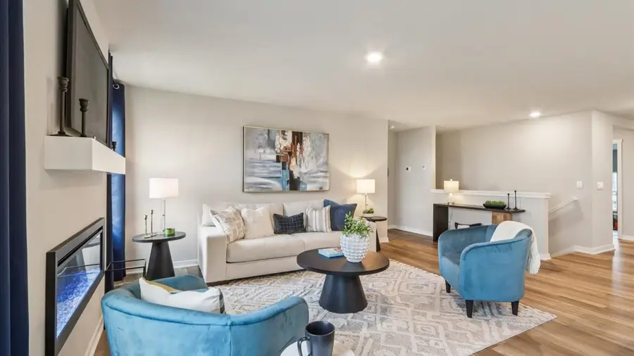 3035 Sweetwater Drive, Des Moines, IA 50320 - #3