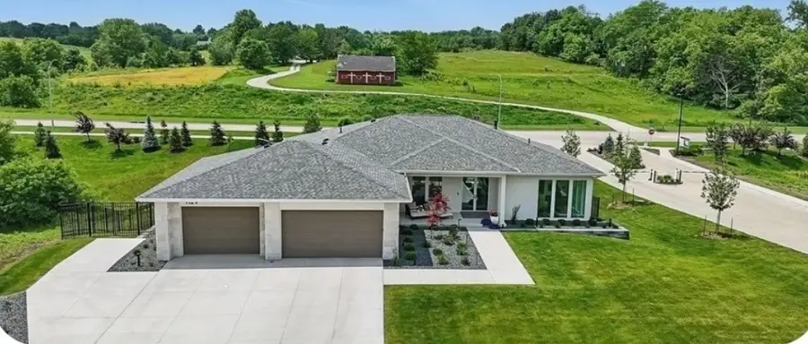 1129 S Wilder Place, West Des Moines, IA 50266 - #2