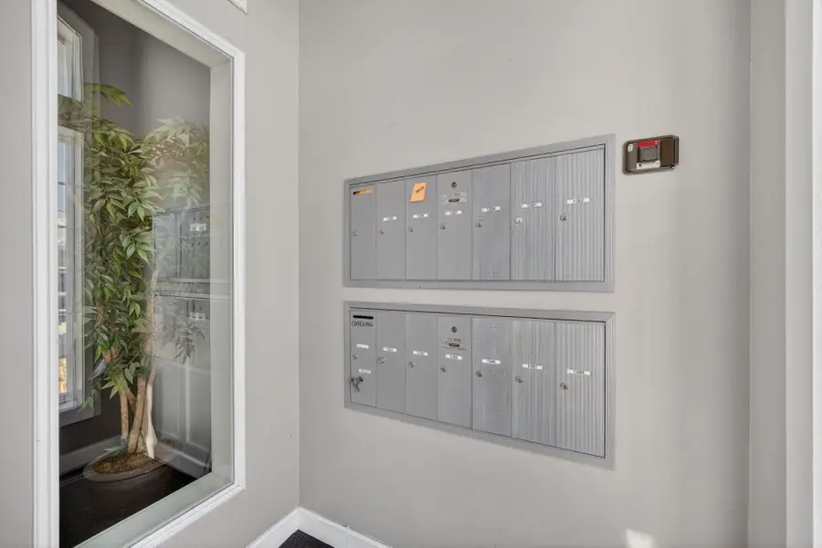 8350 Ep True Parkway #1306, West Des Moines, IA 50266 - #3