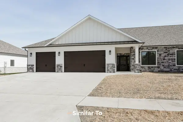 704 Big Rock Park Road, Pella, IA 50219