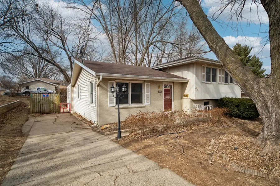 3520 SE 3rd Street, Des Moines, IA 50315 - #2