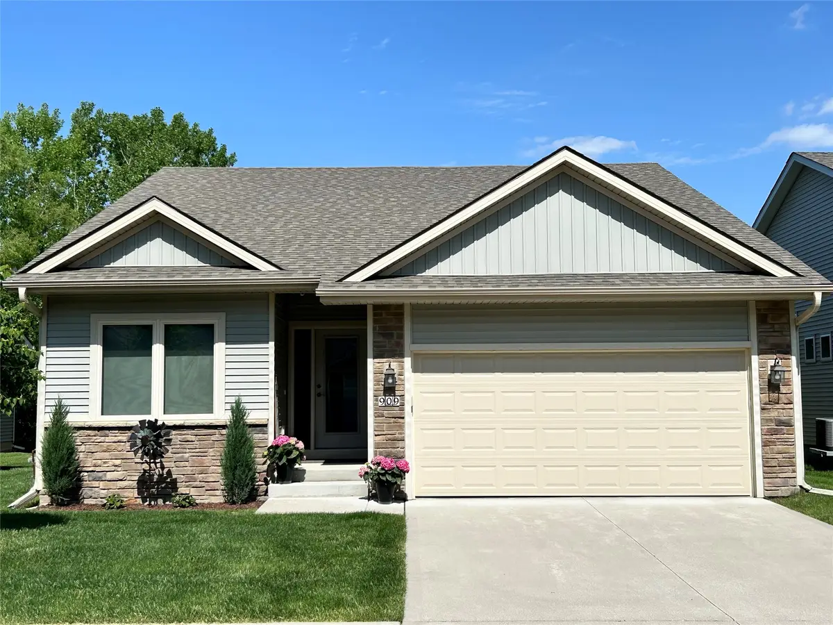 909 W Trace Drive, Polk City, IA 50226 - #1