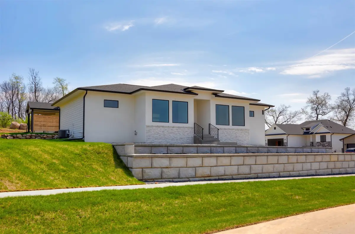 1247 Arbor Woods Drive, Pleasant Hill, IA 50327 - #1