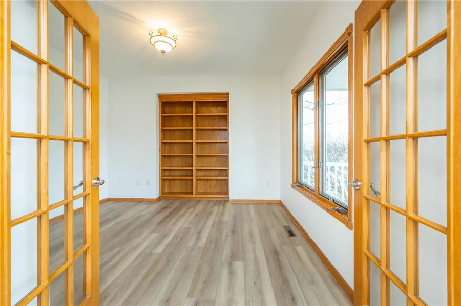 3600 Brook Ridge Court, Des Moines, IA 50317 - #3