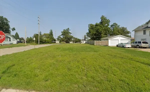 702 Swayze Street, Marshalltown, IA 50158