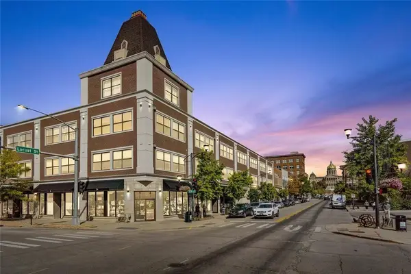 400 E Locust Street #203, Des Moines, IA 50309