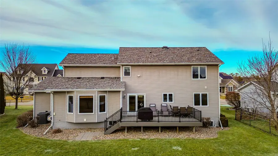 14312 Brookshire Drive, Urbandale, IA 50323 - #3