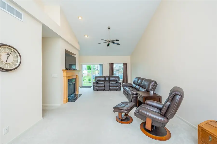 6525 SE Sweetgrass Lane, Pleasant Hill, IA 50327 - #3