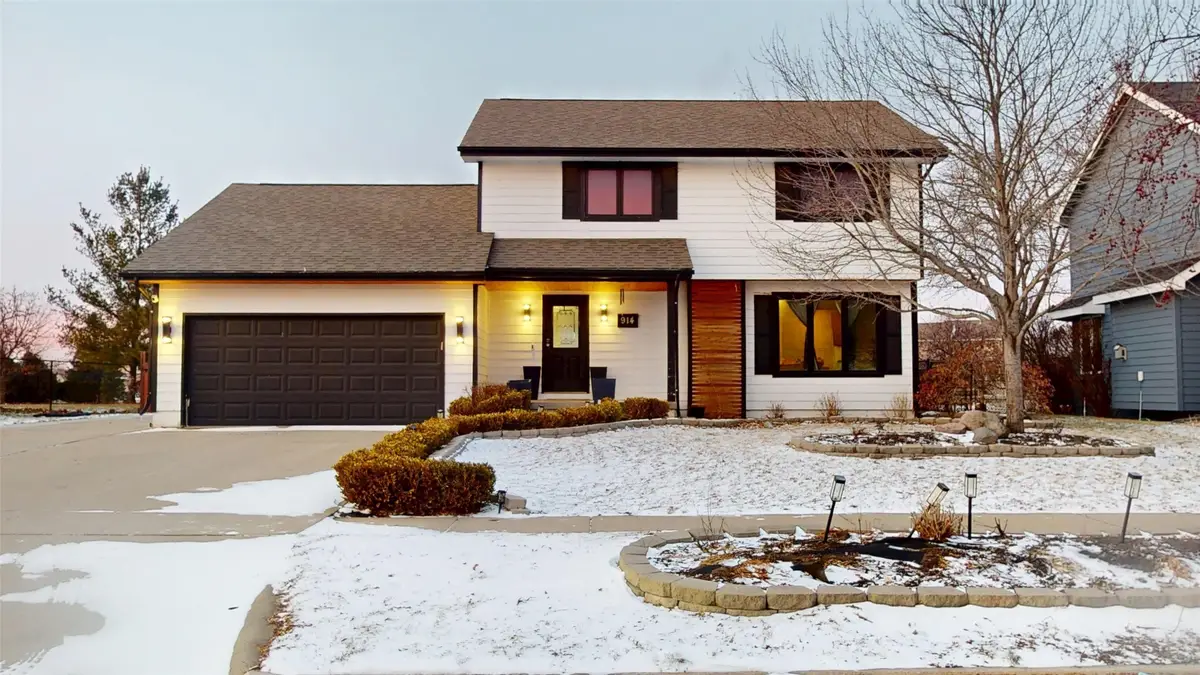 914 NW 22nd Street, Ankeny, IA 50023 - #1