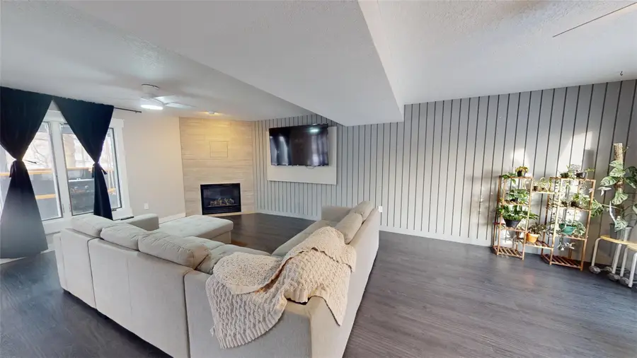 914 NW 22nd Street, Ankeny, IA 50023 - #3