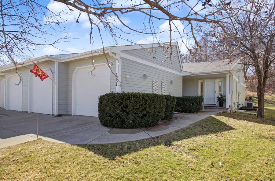 4231 Stone Brooke Road, Ames, IA 50010 - #3