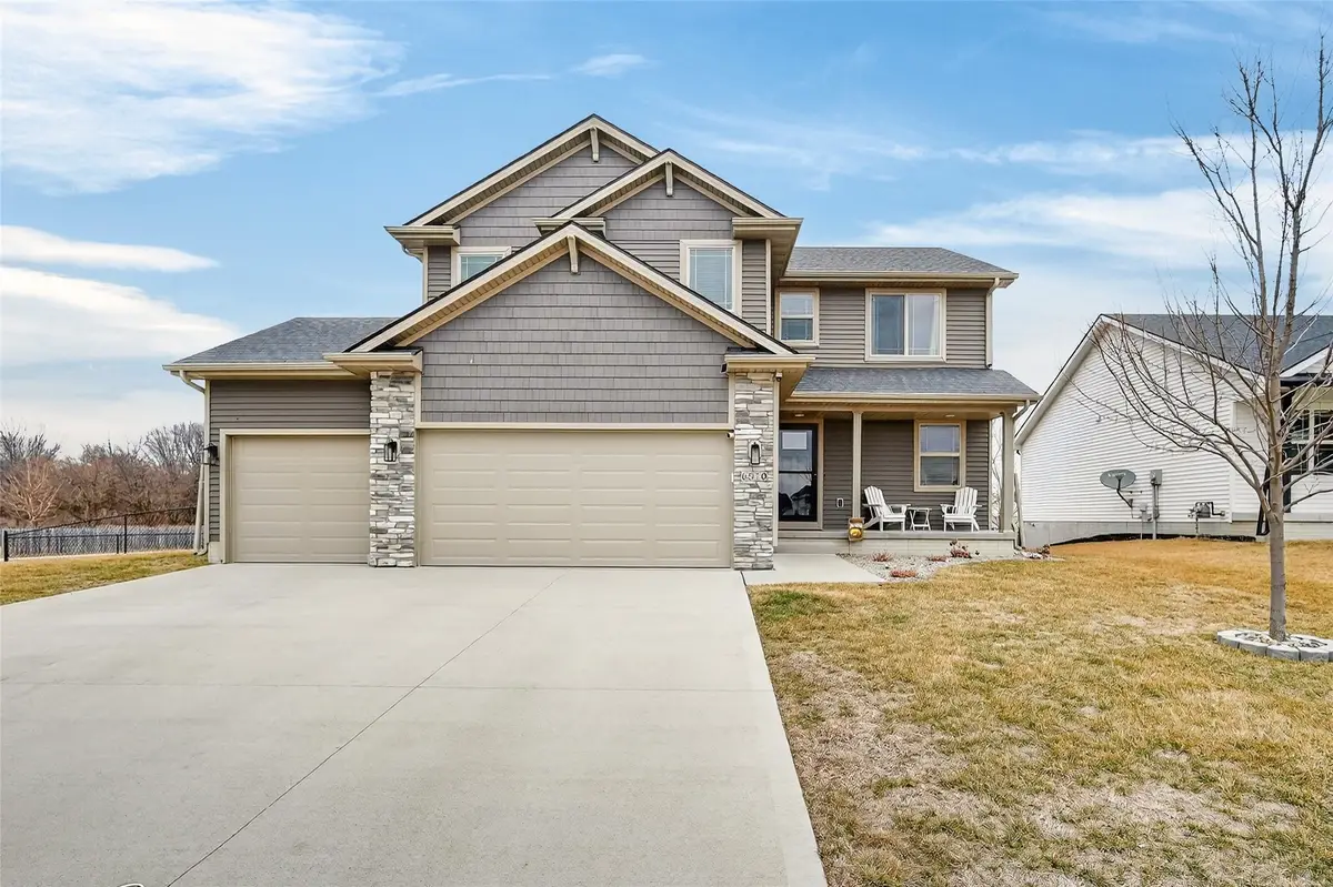 6510 Sunlight Drive, Pleasant Hill, IA 50327 - #1