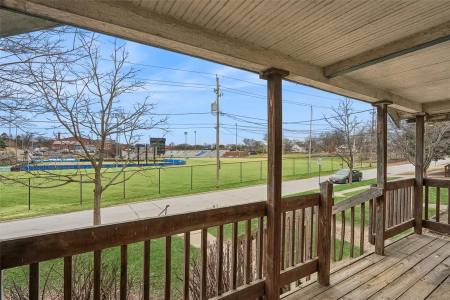 2713 Meek Avenue, Des Moines, IA 50311 - #2