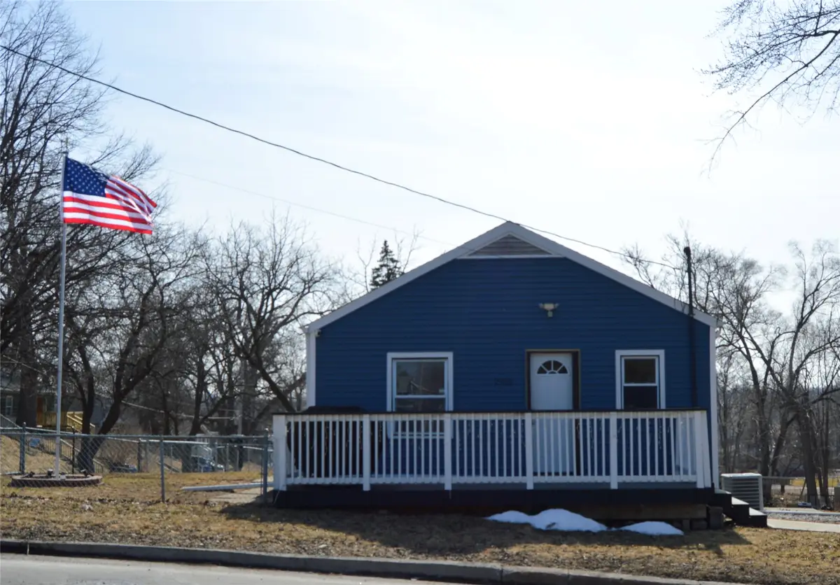 2926 1st Street, Des Moines, IA 50313 - #1