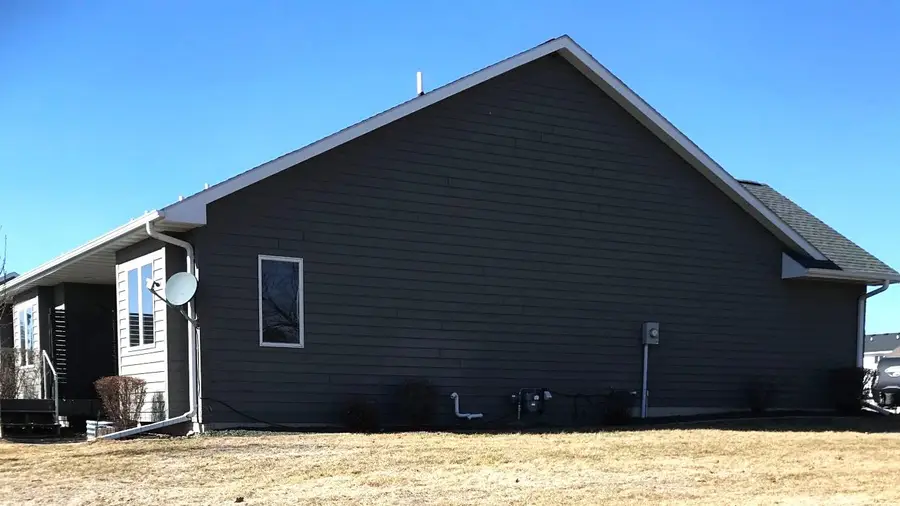 302 Coneflower Court, Monroe, IA 50170 - #2