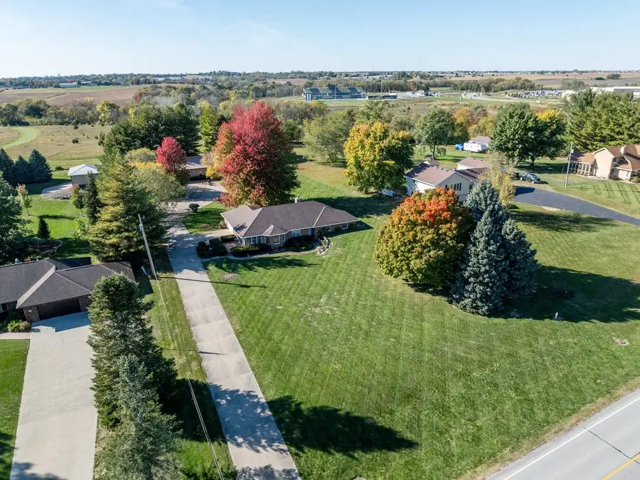 554 NE 80th Street, Pleasant Hill, IA 50327 - #3