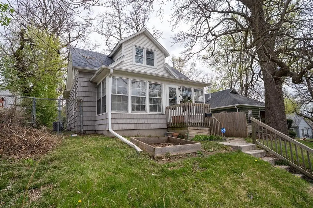 2919 1st Street, Des Moines, IA 50313 - #1