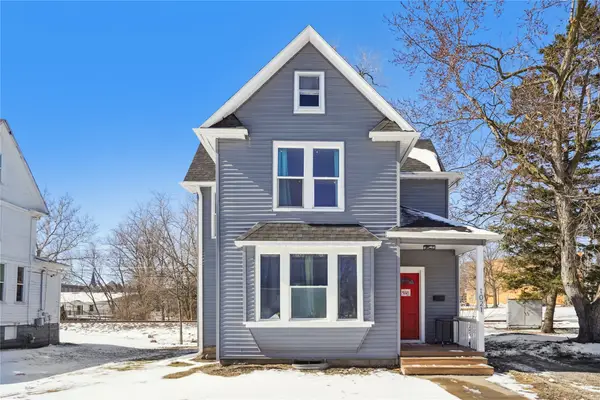 1021 High Street, Grinnell, IA 50112