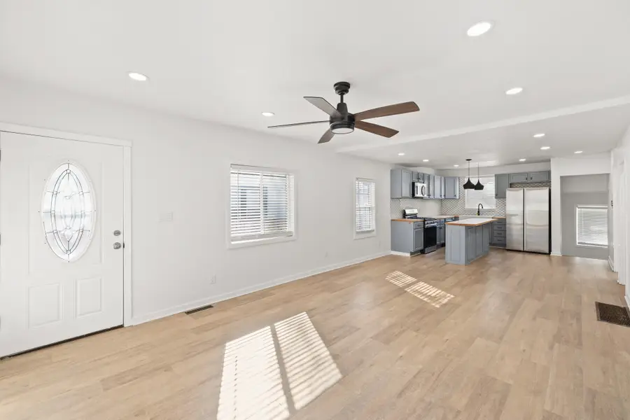 1820 23rd Street, Des Moines, IA 50310 - #3