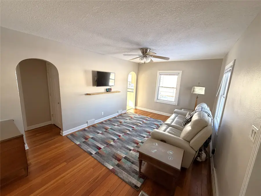 1704 Merle Hay Road, Des Moines, IA 50310 - #2