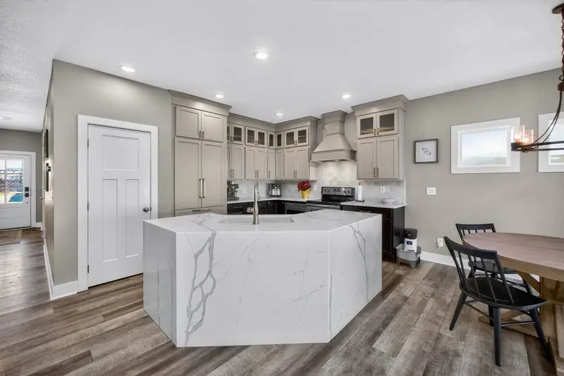 555 NE Meridian Drive, Waukee, IA 50263 - #3