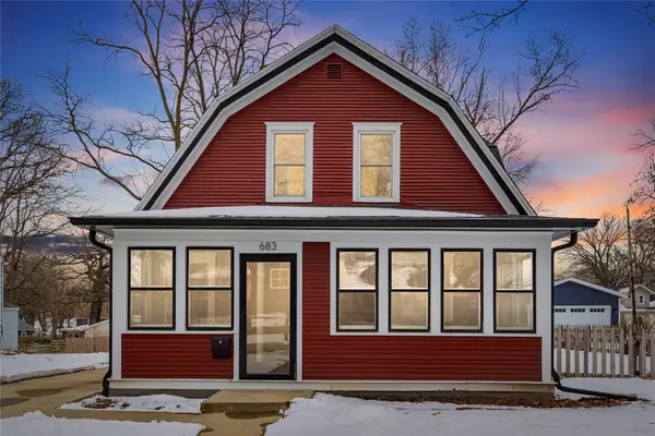 683 25th Street, Des Moines, IA 50312