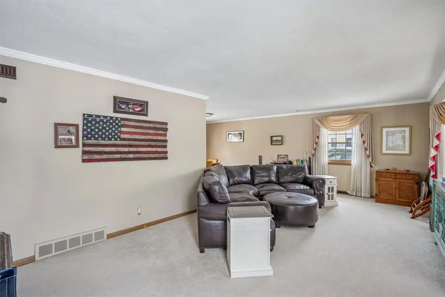 3320 Ashworth Road, West Des Moines, IA 50265 - #2