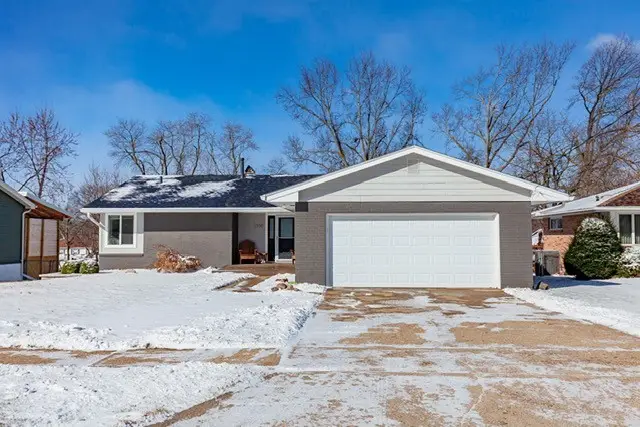 2700 68th Street, Urbandale, IA 50322 - #2