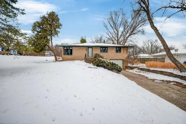 1626 Evergreen Avenue, Des Moines, IA 50320