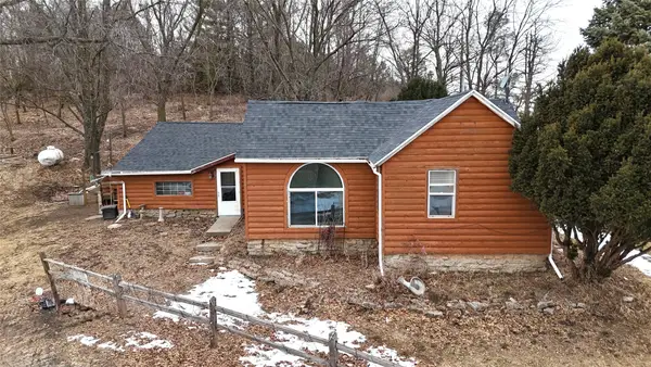 5687 Highway F48 Highway W, Newton, IA 50208