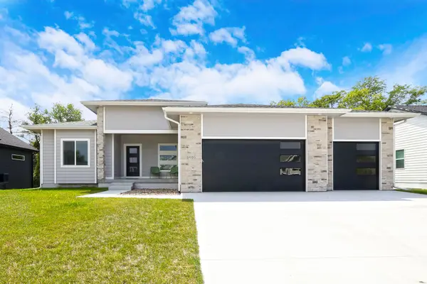 1600 Marina Cove Drive, Polk City, IA 50226