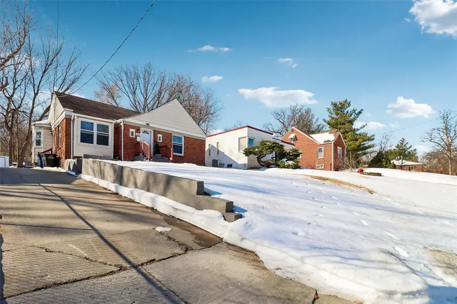 1404 Burlington Terrace, Des Moines, IA 50314 - #2