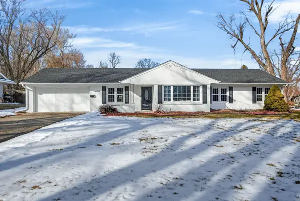 1605 Ashworth Road, West Des Moines, IA 50265