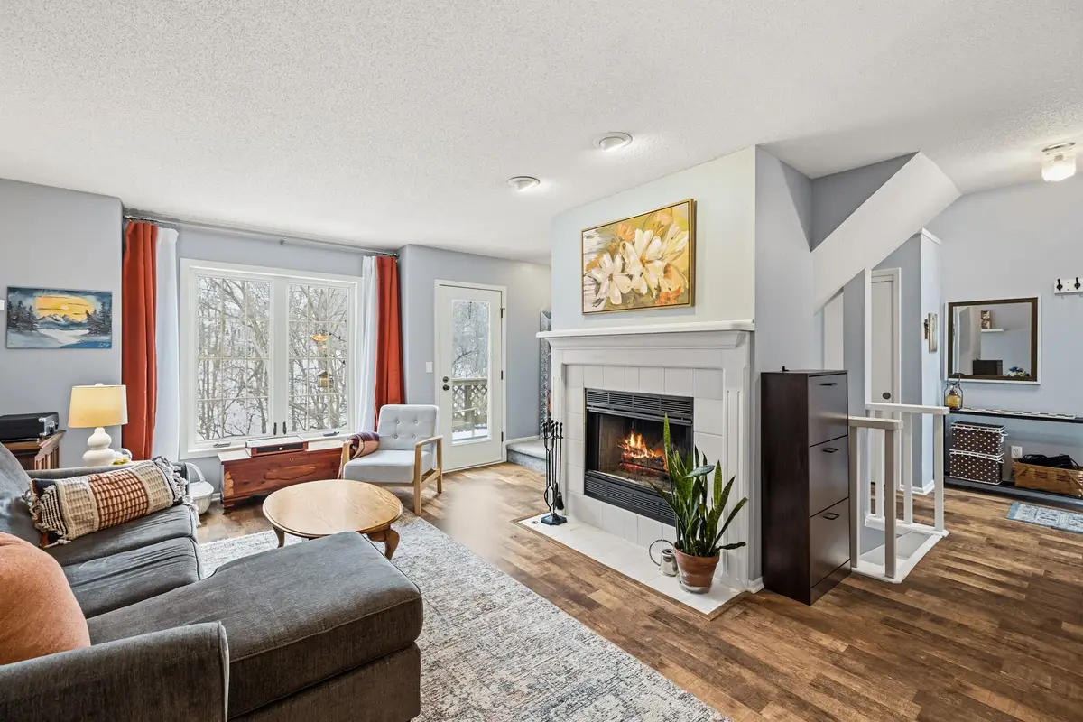 6873 Sharon Drive, Urbandale, IA 50322 - #1