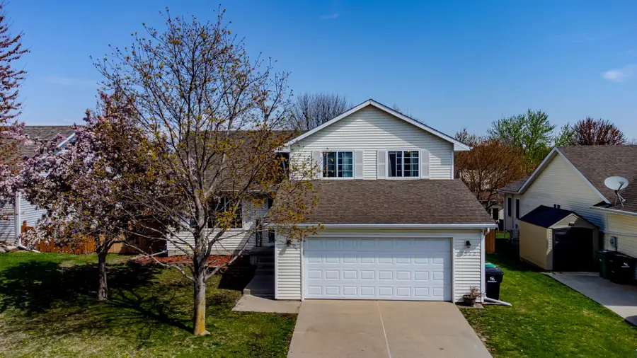 2522 SW 32nd Street, Ankeny, IA 50023 - #2