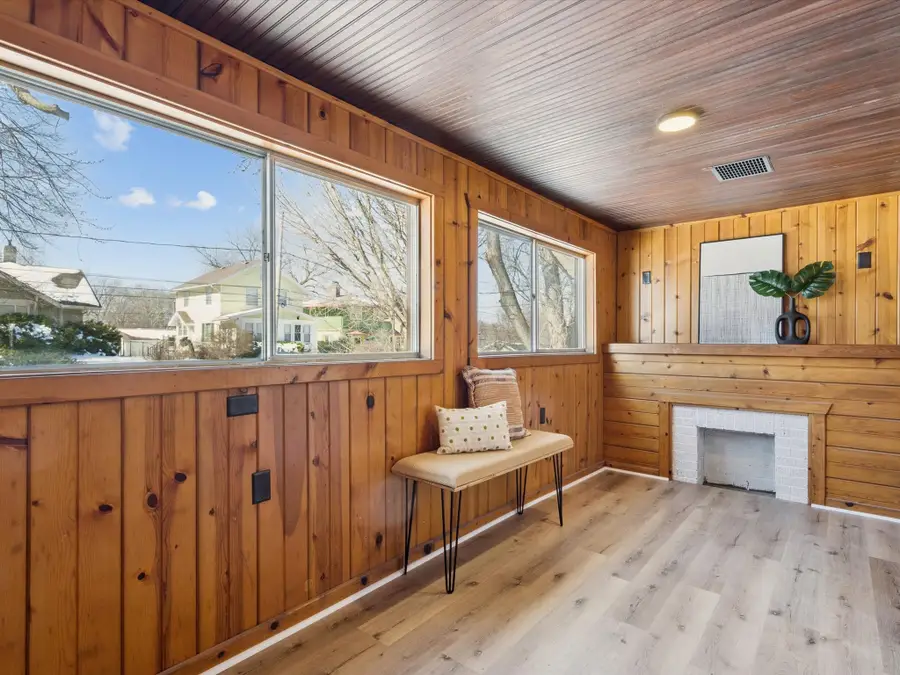 3837 3rd Street, Des Moines, IA 50313 - #2