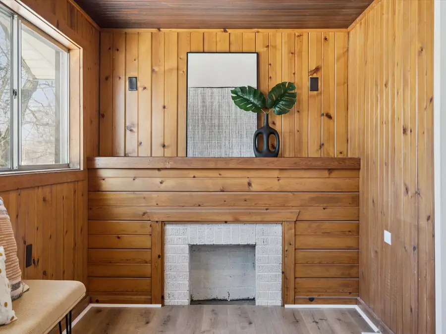 3837 3rd Street, Des Moines, IA 50313 - #3