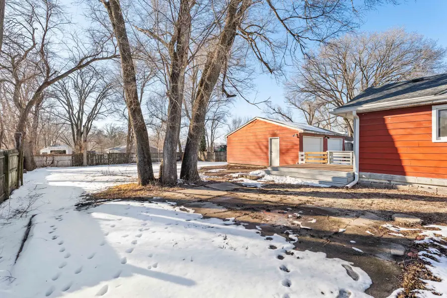 2810 NE 53rd Court, Des Moines, IA 50317 - #3