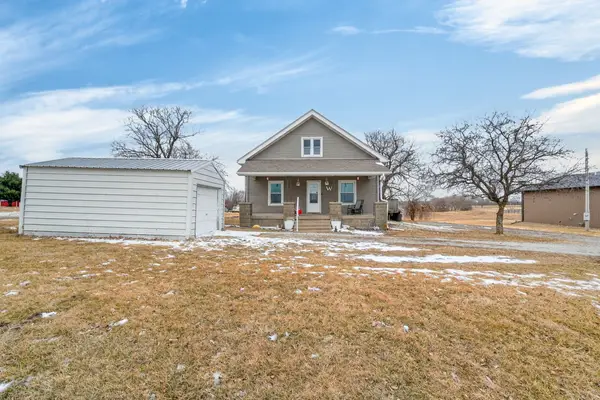 304 S Godfrey Lane, Knoxville, IA 50138