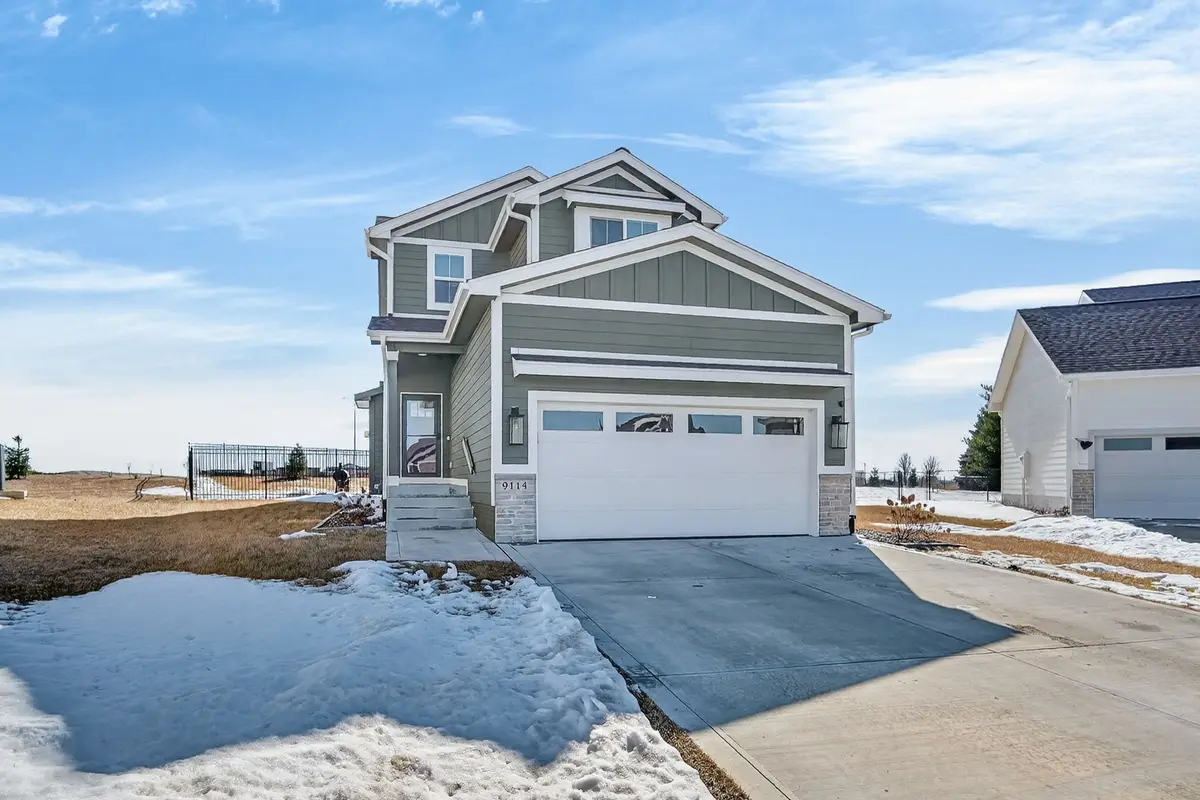 9114 S 91st Court, West Des Moines, IA 50266 - #1