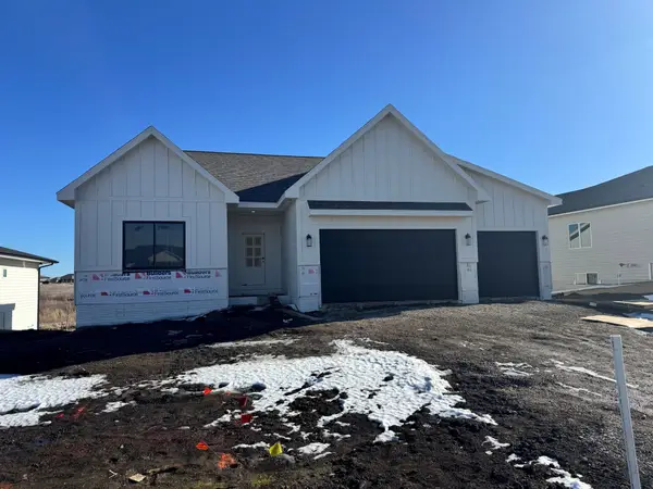 16408 N Valley Drive, Urbandale, IA 50323