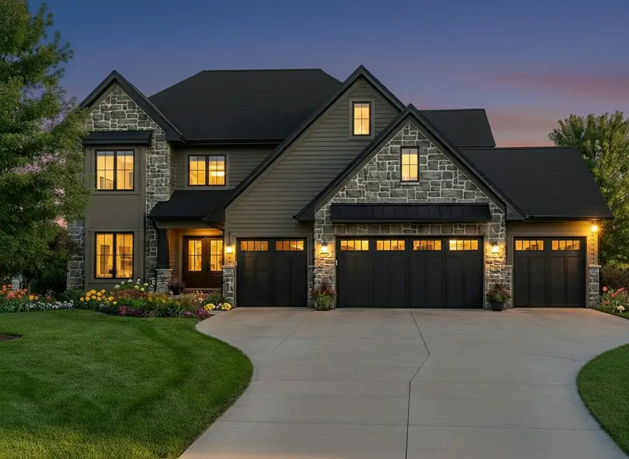 1472 S 81st Street, West Des Moines, IA 50266 - #3