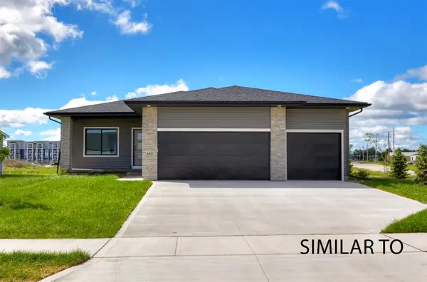 16506 Bentwood Drive, Urbandale, IA 50263