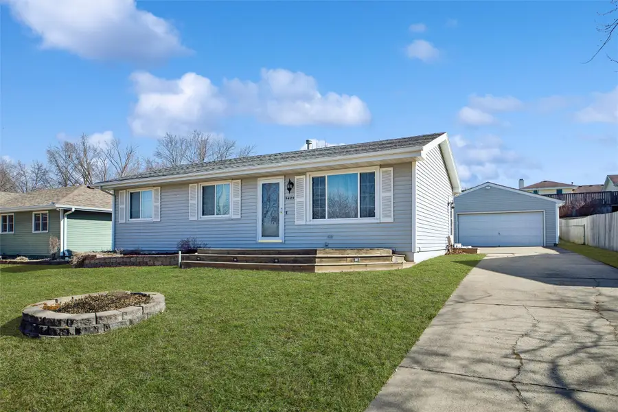 8429 Warren Drive, Des Moines, IA 50320 - #2
