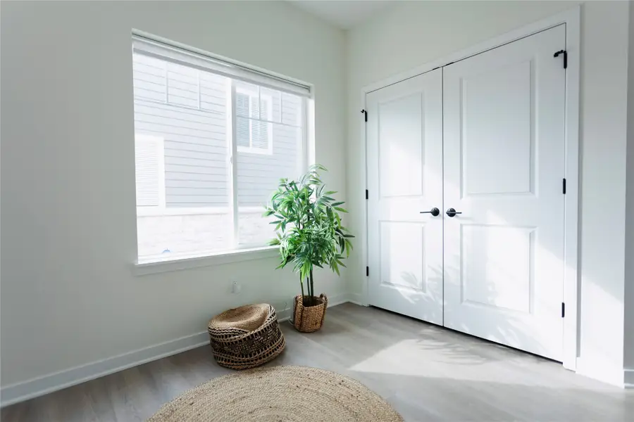 9144 Spring Crest Lane, West Des Moines, IA 50266 - #3