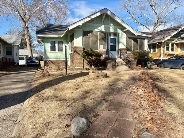 1448 Thompson Avenue, Des Moines, IA 50316