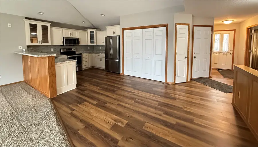 736 SE Ponds Edge Lane, Ankeny, IA 50021 - #3