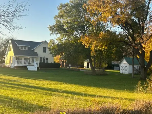 984 P Avenue, Jefferson, IA 69521