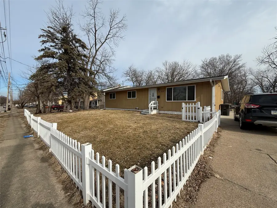 1303 E 17th Street, Des Moines, IA 50316 - #2