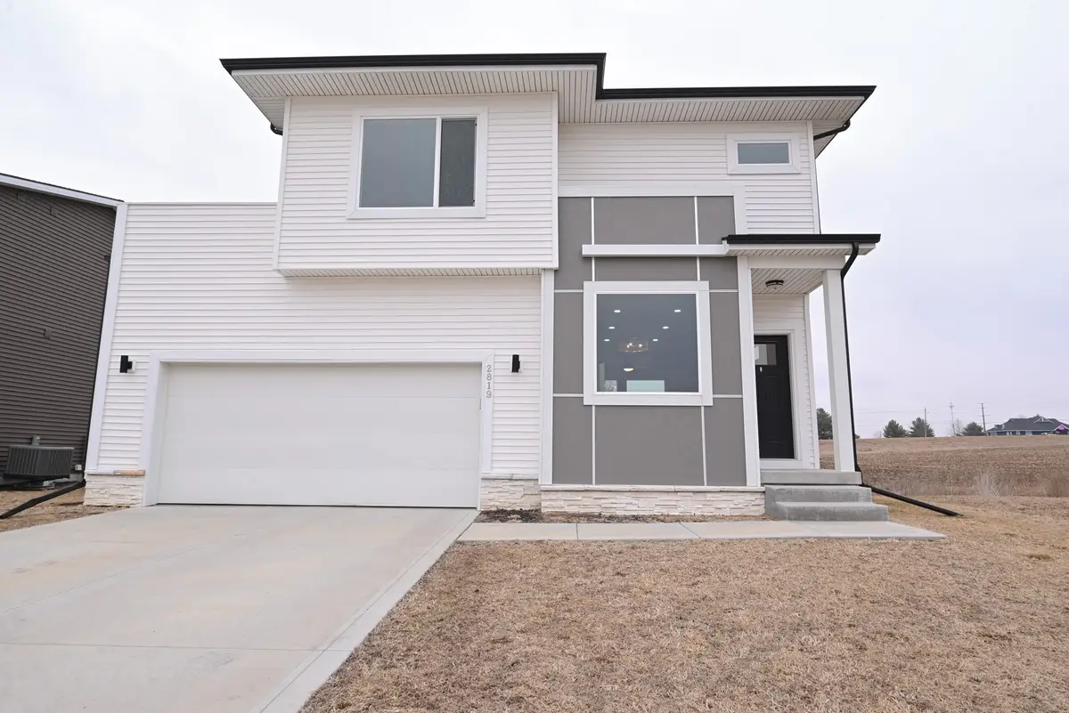 2819 Kestrel Street, Norwalk, IA 50211 - #1